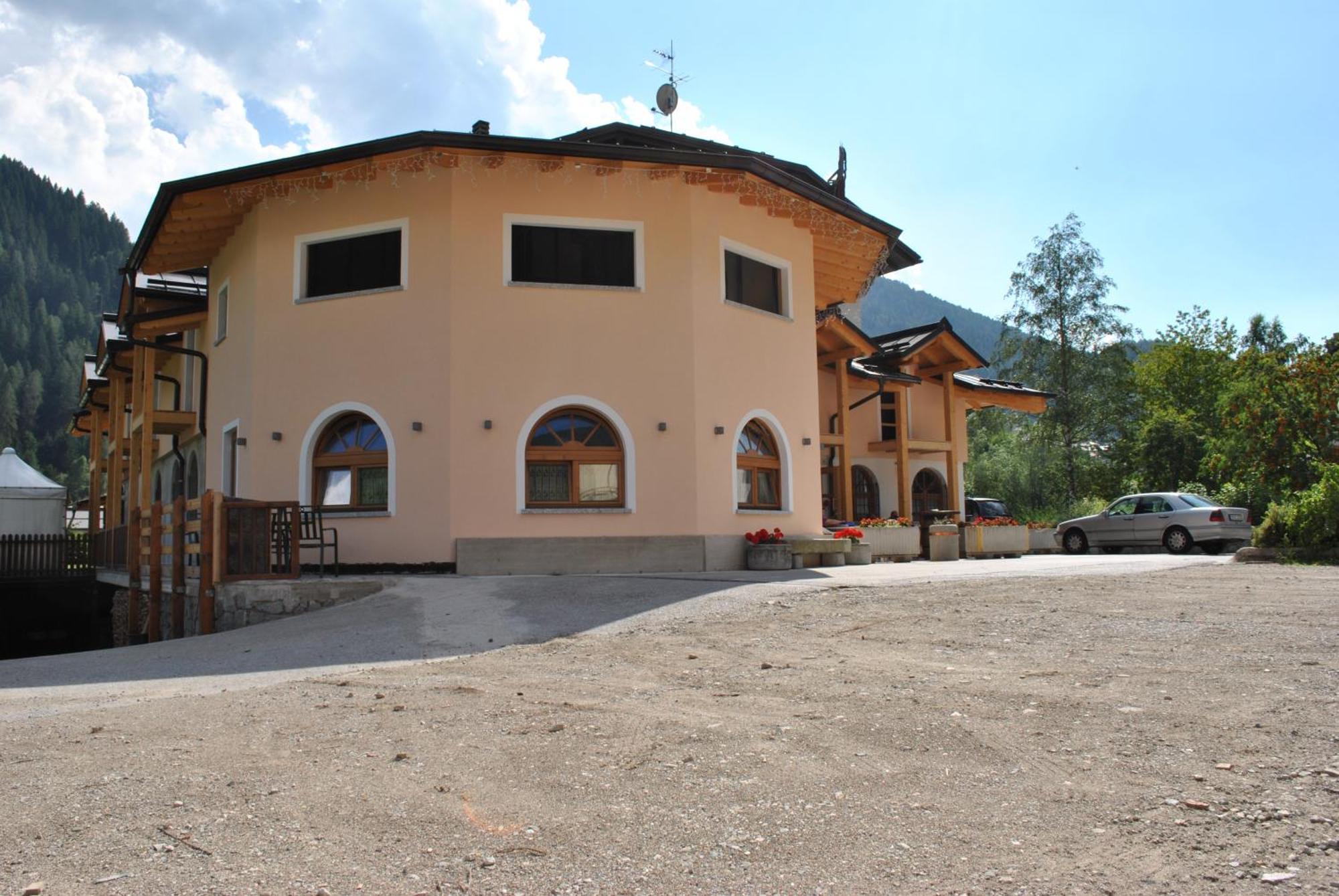 Hotel Niagara Ossana Exterior foto