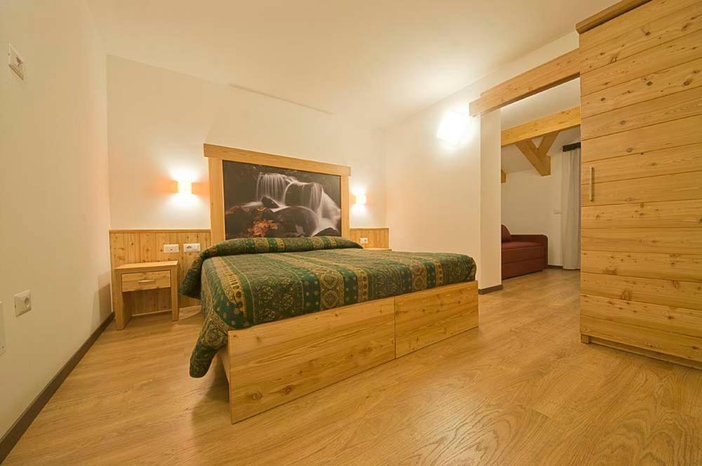 Hotel Niagara Ossana Quarto foto